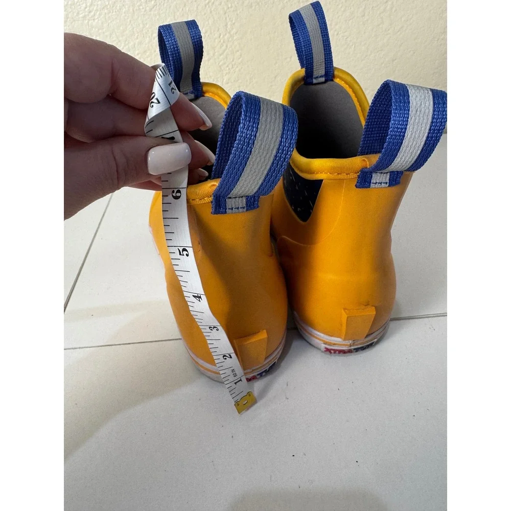 Xtratuf Salmon Sisters Ankle Deck Boots Womens 8 Yellow Rubber Rain Waterproof